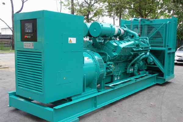 安徽柴油发电机组电压不稳定怎样维修？