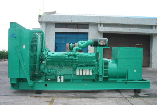 安徽工厂发电机应急发电时如何更准确地检查发电机状态？