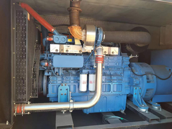 安徽燃油消耗率与进气温度的具体关系是什么？