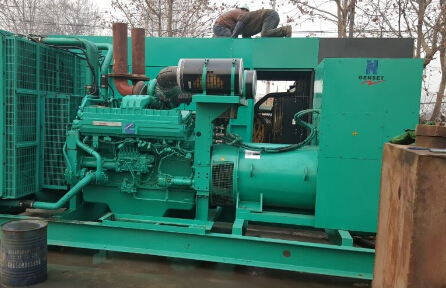 安徽发电机组如何判断水冷式机油散热器内部是否需要清洗？